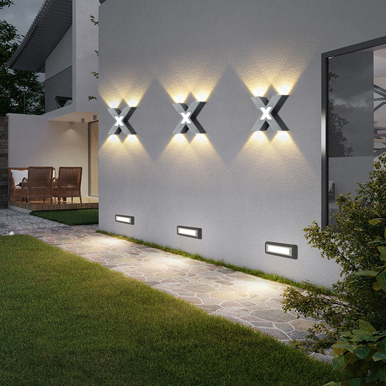 Applique Murale Étanche en Aluminium – Éclairage LED moderne pour le jardin ou la terrasse