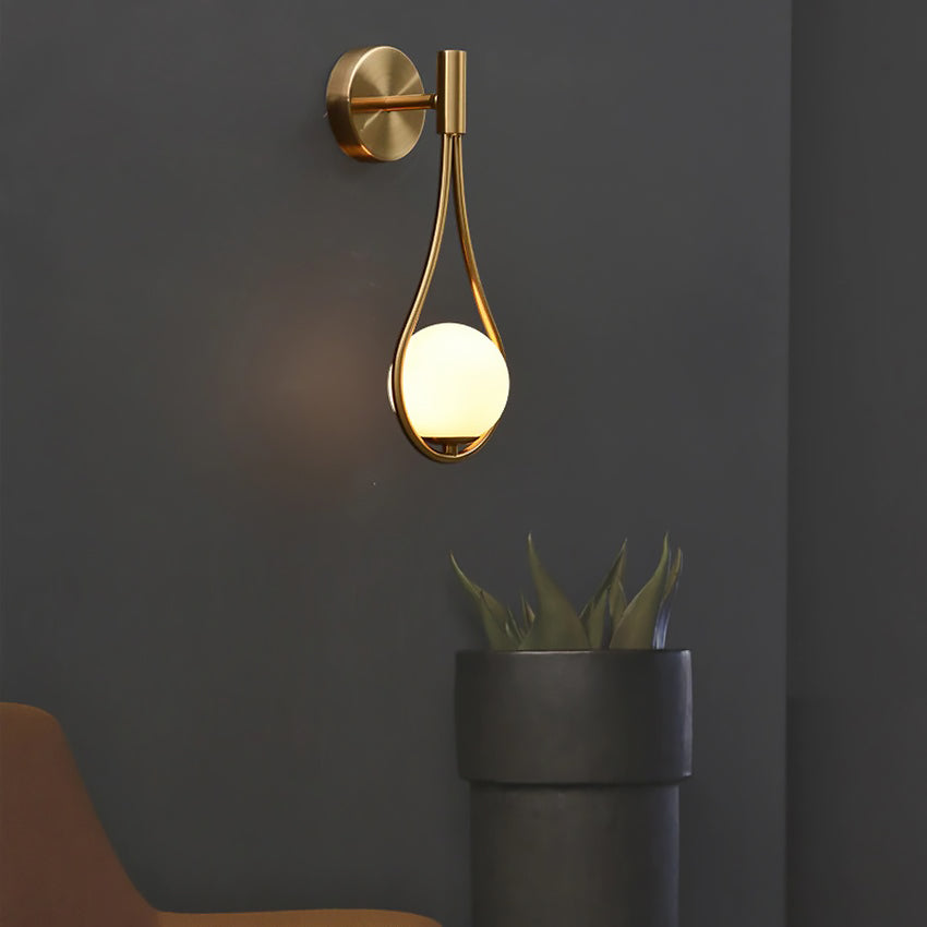 Applique murale Éclat Naturel en bois – Lampe contemporaine en finition élégante pour le salon ou la chambre