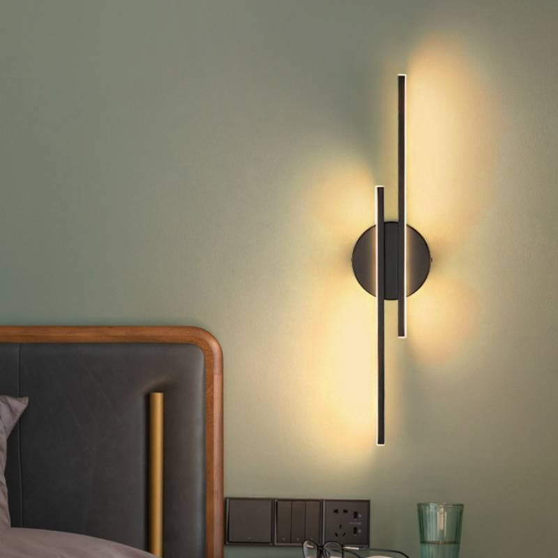 Applique Éclat Doux pour un éclairage apaisant – Luminaire en métal et verre pour la chambre ou le salon