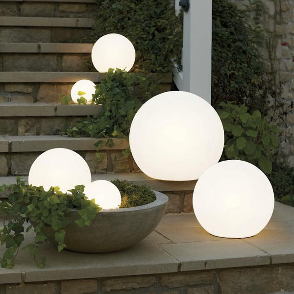 Lampe Élégante en métal avec abat-jour en tissu – Éclairage polyvalent pour le jardin ou la terrasse