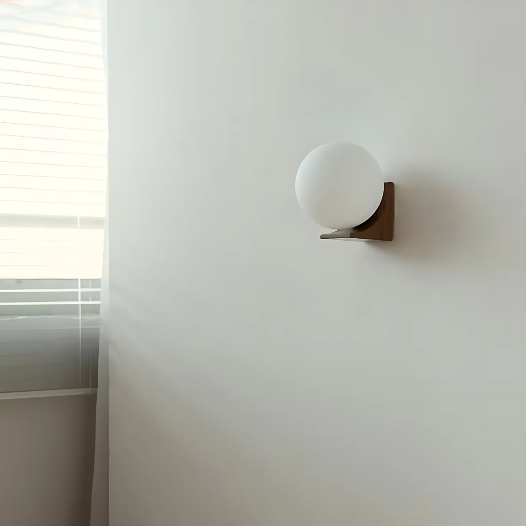 Applique Élégante en Métal Doré – Luminaire raffiné pour le salon ou la chambre à coucher