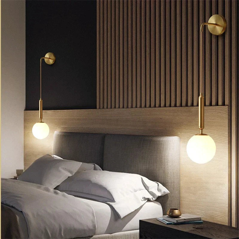 Applique Étoilée en verre soufflé – Luminaire contemporain pour la chambre ou le salon