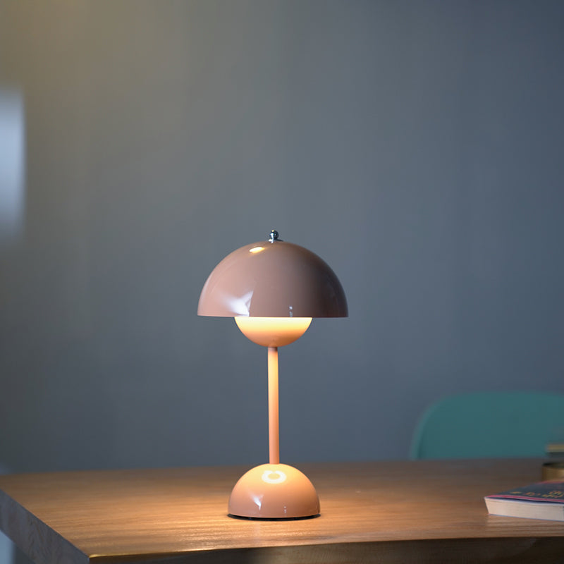 Lampe de Table Nomade en Aluminium – Éclairage moderne et élégant pour le bureau ou la terrasse