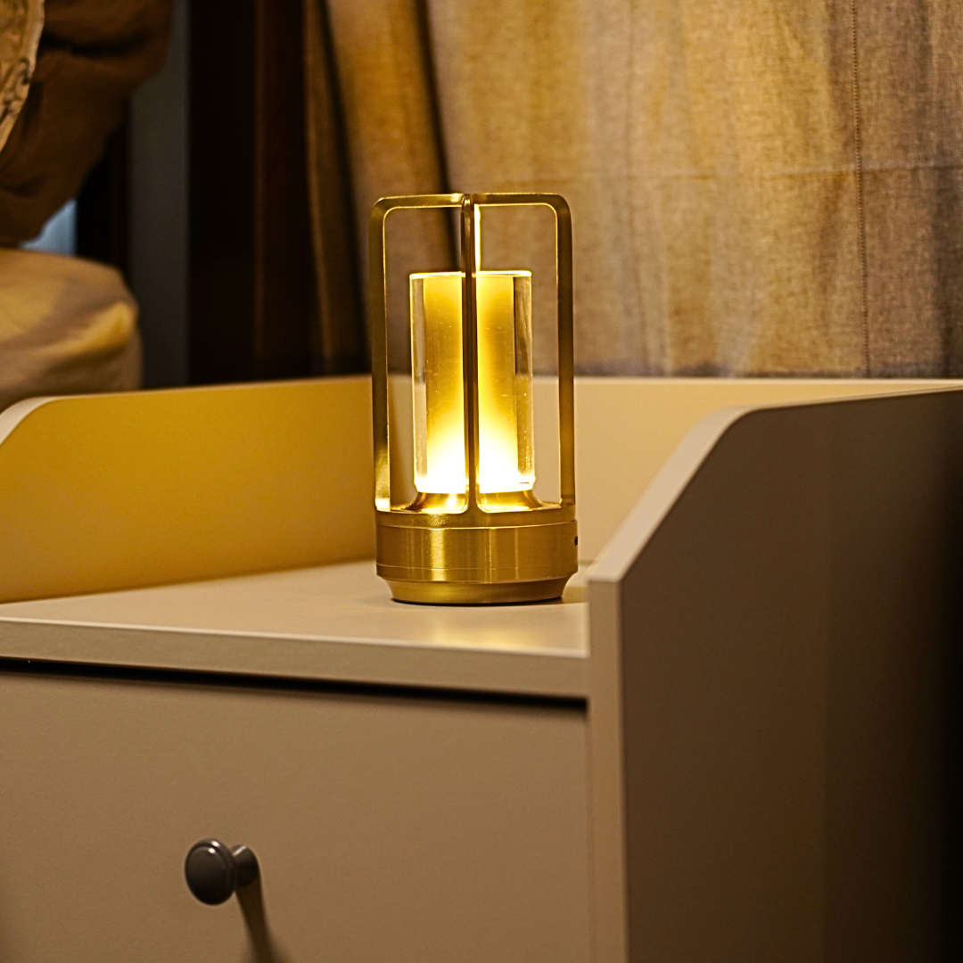 Lampe en Cristal Étoilé – Éclairage raffiné avec abat-jour chic pour la chambre ou le salon