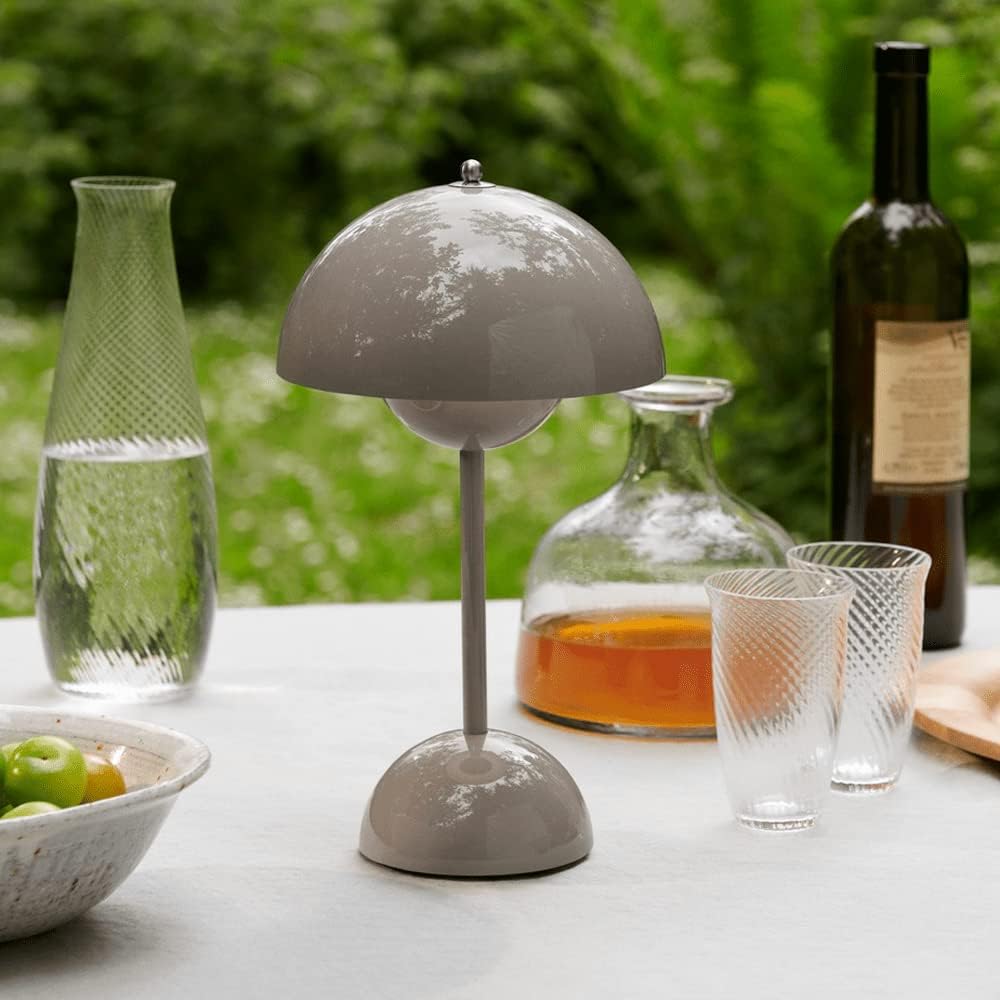 Lampe de Table Nomade en Aluminium – Éclairage moderne et élégant pour le bureau ou la terrasse