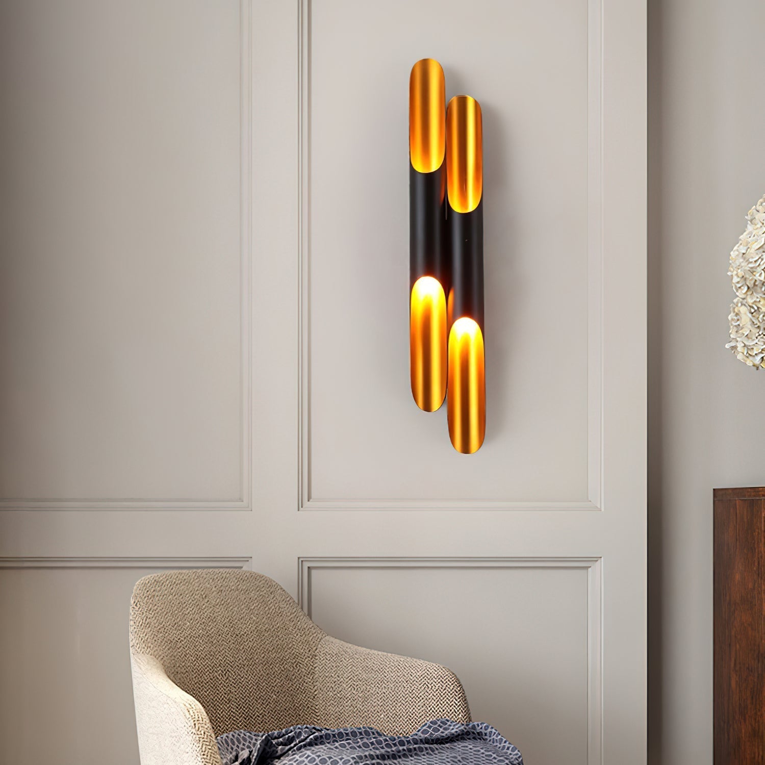 Applique Murale Élégance Minimaliste – Luminaire en métal noir pour le couloir ou le salon